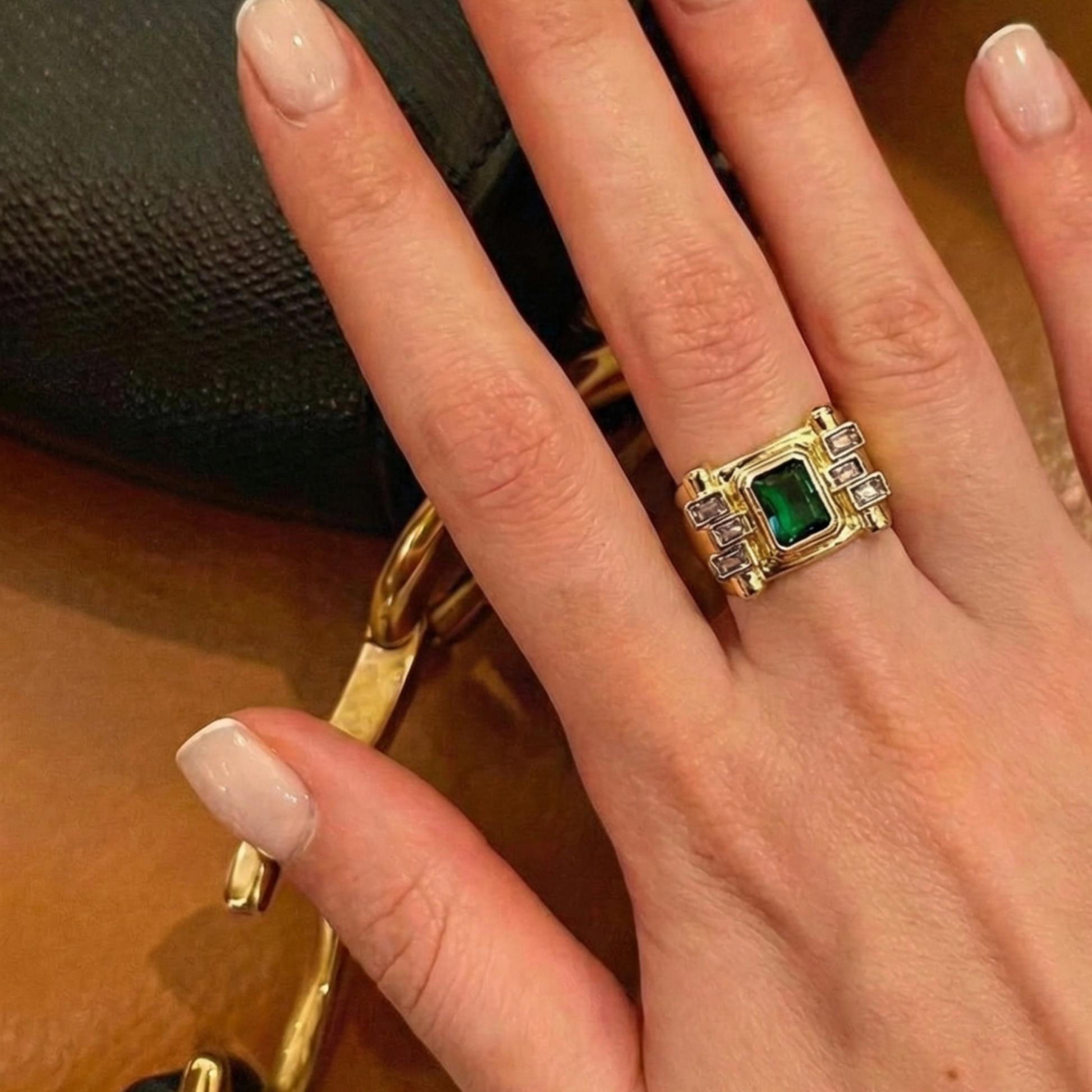 Aura Yeşil Ayarlanabilir Büyük Yüzük — 14 ayar altın görünümlü yüzük | Ferlin Jewelry