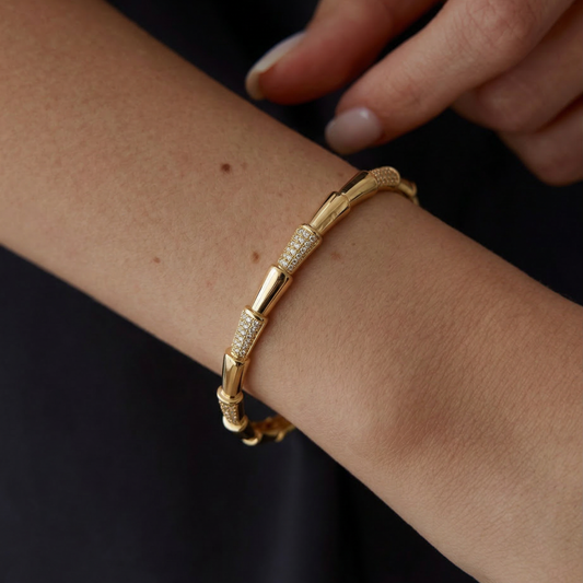 Vera Kuyumcu Model  VIP Kelepçe Bileklik — 14 ayar altın görünümlü bileklik | Ferlin Jewelry