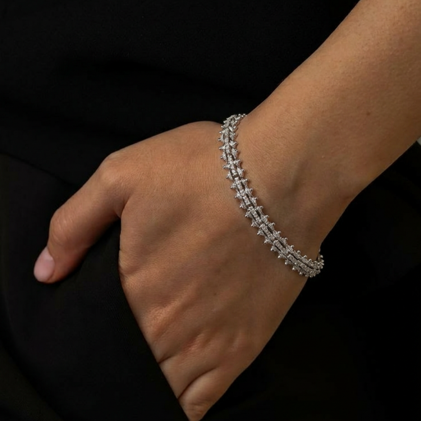 Çelik Taş Detaylı VIP Bileklik — 14 ayar altın görünümlü bileklik | Ferlin Jewelry